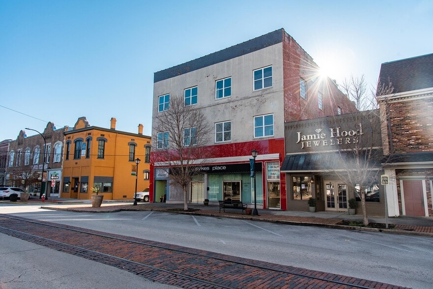 726 Bank St NE, Decatur, AL for lease - Building Photo - Image 3 of 17