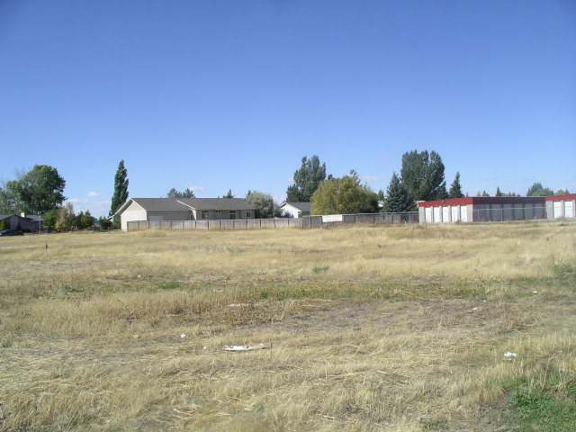 130 N Clary Ave, Idaho Falls, ID à vendre - Photo principale - Image 1 de 1