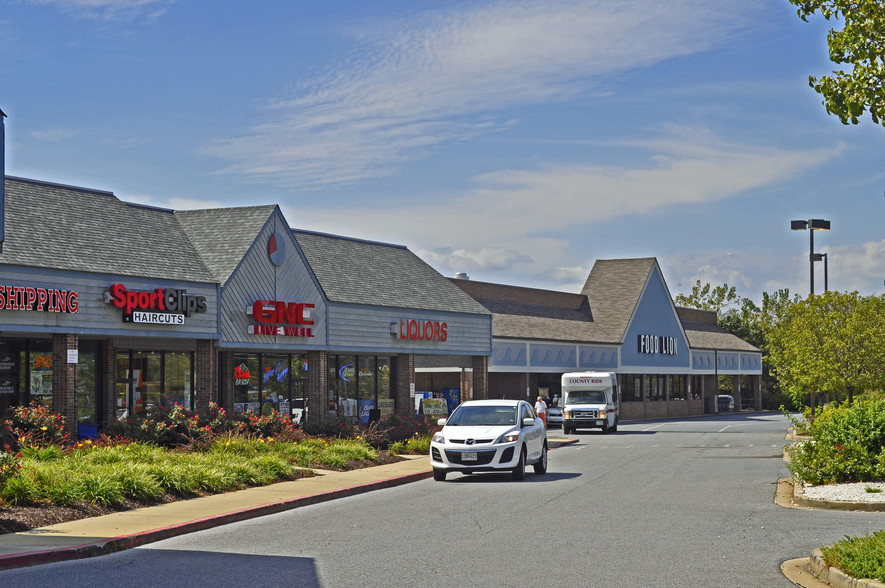 340-410 Thompson Creek Mall, Stevensville, MD for lease - Building Photo - Image 2 of 9