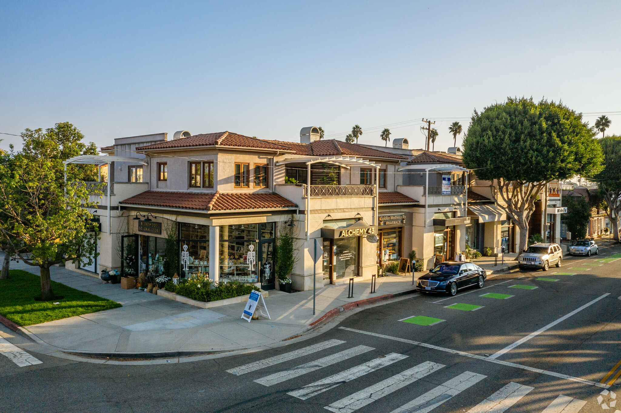 1230 Montana Ave, Santa Monica, CA for lease Primary Photo- Image 1 of 6