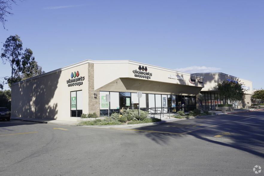 2410-2837 Cochran St, Simi Valley, CA for lease - Building Photo - Image 1 of 7