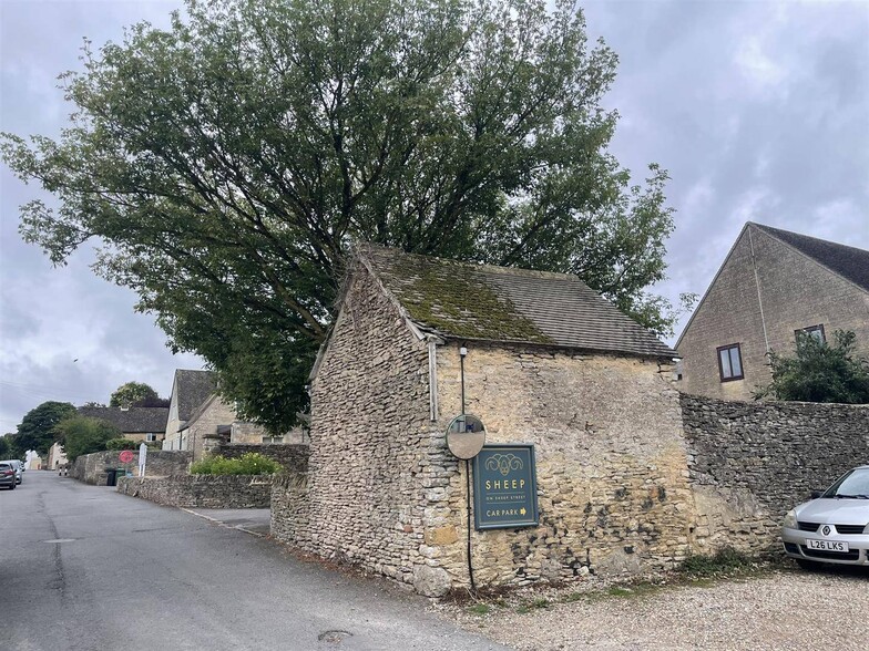 Back Walls, Stow On The Wold à vendre - Photo du b timent - Image 2 de 4