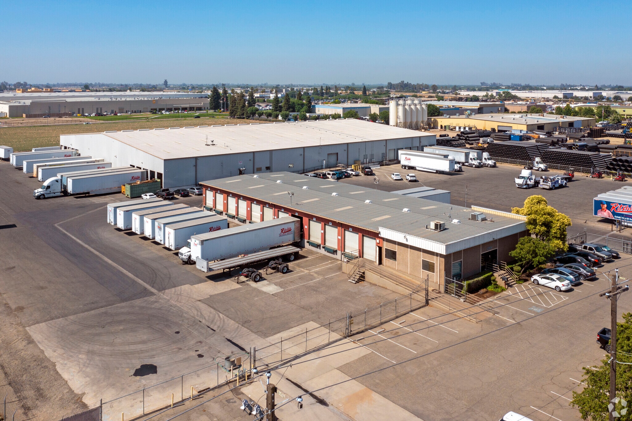 2724-2750 E Annadale Ave, Fresno, CA for lease Primary Photo- Image 1 of 6