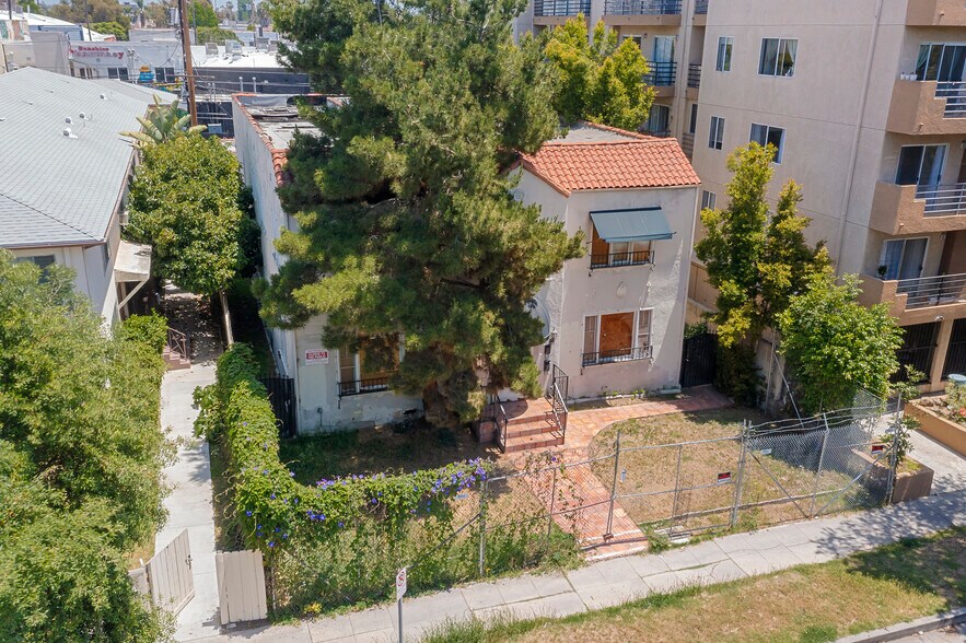 350 N Hayworth Ave, Los Angeles, CA à vendre - Photo du bâtiment - Image 3 de 13