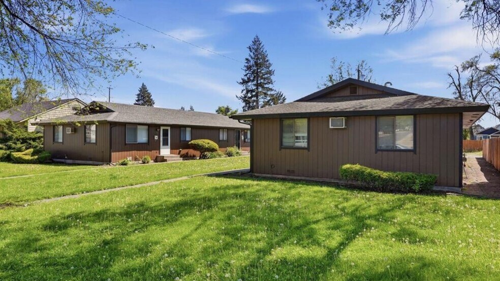 1511-1517 W Euclid Ave, Spokane, WA à vendre - Photo du bâtiment - Image 2 de 8