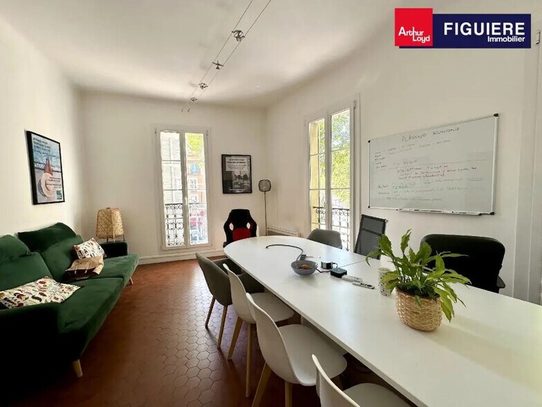1 Avenue Victor Hugo, Aix-en-Provence for lease - Interior Photo - Image 1 of 9
