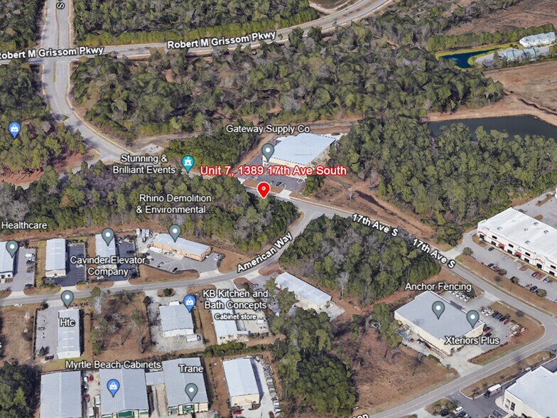 1389 17th Ave South, Myrtle Beach, SC à louer - Photo du bâtiment - Image 2 de 3