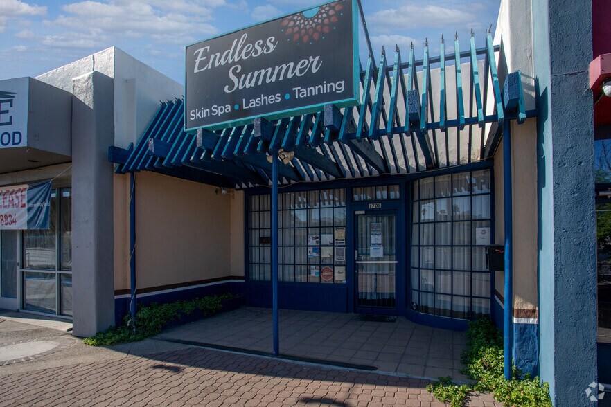 1702-1730 E Speedway Blvd, Tucson, AZ à louer - Photo du bâtiment - Image 3 de 6
