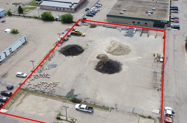 Plus de détails pour 5549 47 St, Red Deer, AB - Terrain à vendre