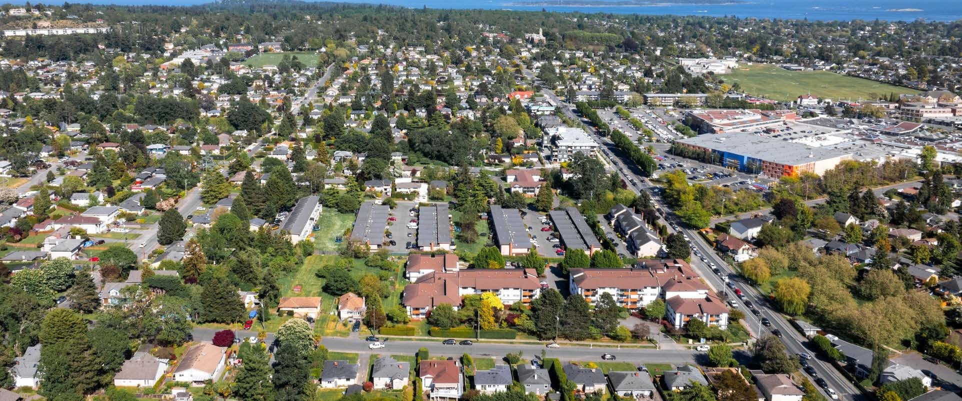 3200-3290 Shelley St, Victoria, BC à vendre Photo du bâtiment- Image 1 de 3