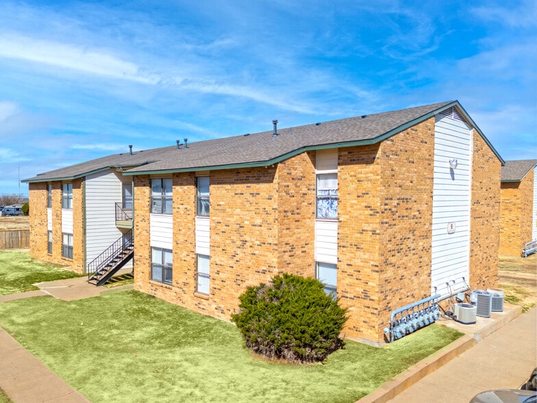 2601 N Grand St, Amarillo, TX for sale - Building Photo - Image 2 of 11