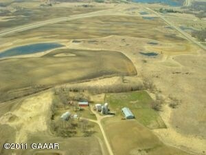 3710 SW Nevada St SW, Alexandria, MN à vendre - Photo du bâtiment - Image 3 de 3