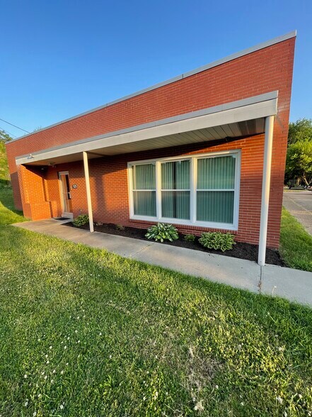 125 Hookstown Grade Rd, Coraopolis, PA à louer - Photo du bâtiment - Image 2 de 15