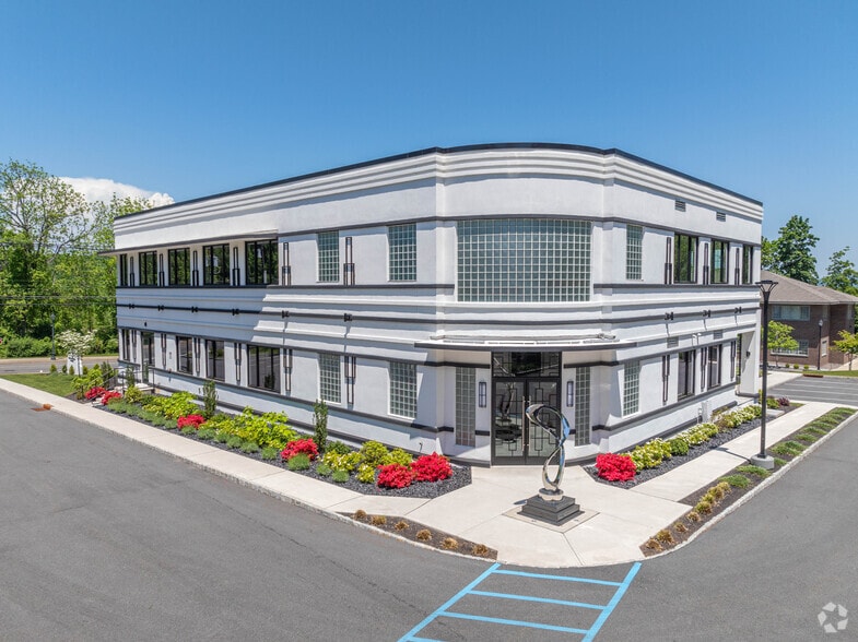 47 Main St, Sparta, NJ for lease - Building Photo - Image 1 of 38