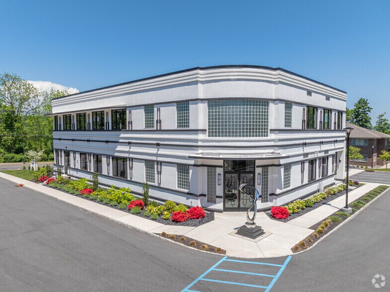 47 Main St, Sparta, NJ à louer - Photo du bâtiment - Image 1 de 38