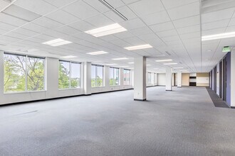 10700 W Research Dr, Milwaukee, WI for lease Interior Photo- Image 1 of 14