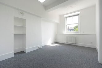43 Portland Pl, London for lease Interior Photo- Image 2 of 5