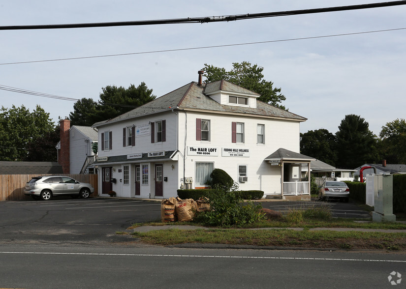 567-569 Springfield St, Feeding Hills, MA à vendre - Photo principale - Image 1 de 1