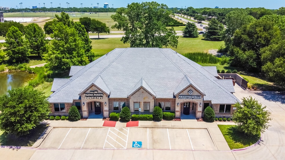 1050 W Campbell Rd, Richardson, TX à vendre - Photo du bâtiment - Image 1 de 26