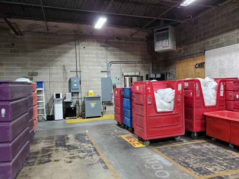 331 Frelinghuysen Ave, Newark, NJ for lease - Interior Photo - Image 3 of 3