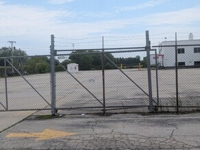 4117 Playbird Rd, Sheboygan, WI for lease Building Photo- Image 2 of 5