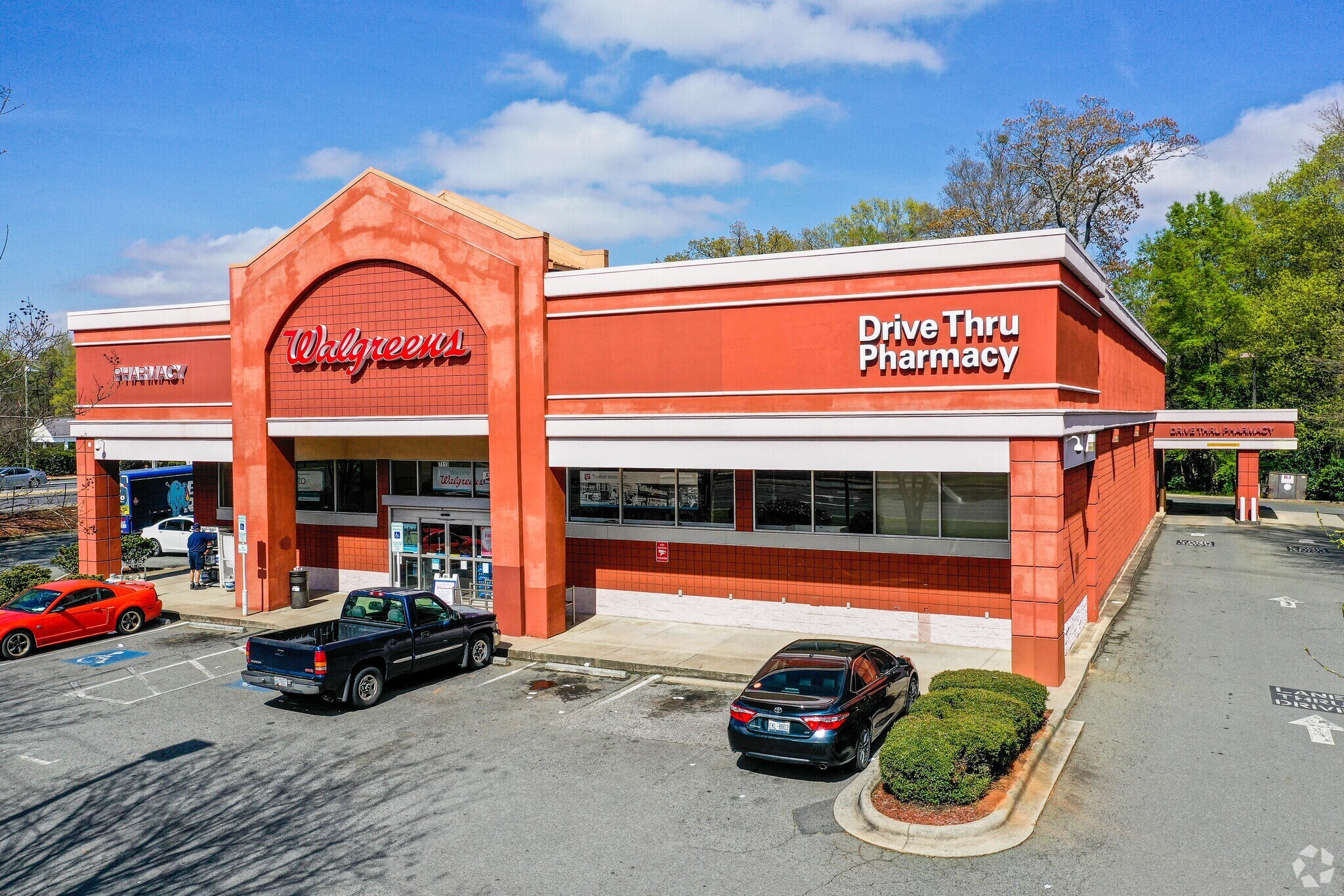 7115 E Wt Harris Blvd, Charlotte, NC for sale Primary Photo- Image 1 of 1