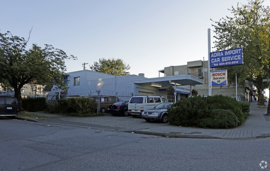 794 E Broadway, Vancouver, BC for sale - Building Photo - Image 1 of 6