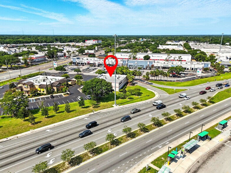 9480 Arlington Expy, Jacksonville, FL à vendre - Photo du bâtiment - Image 3 de 35