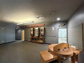 2306 Clydesdale Dr, Bismarck, ND à louer Photo intérieure- Image 2 de 8