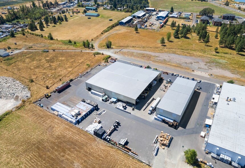 291 Commercial Pky, Molalla, OR for sale - Building Photo - Image 2 of 21