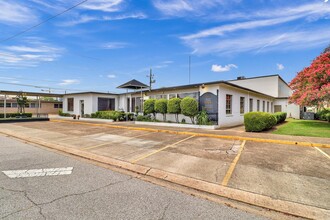 230 Heymann Blvd/200 Travis st, Lafayette, LA for sale Interior Photo- Image 2 of 12