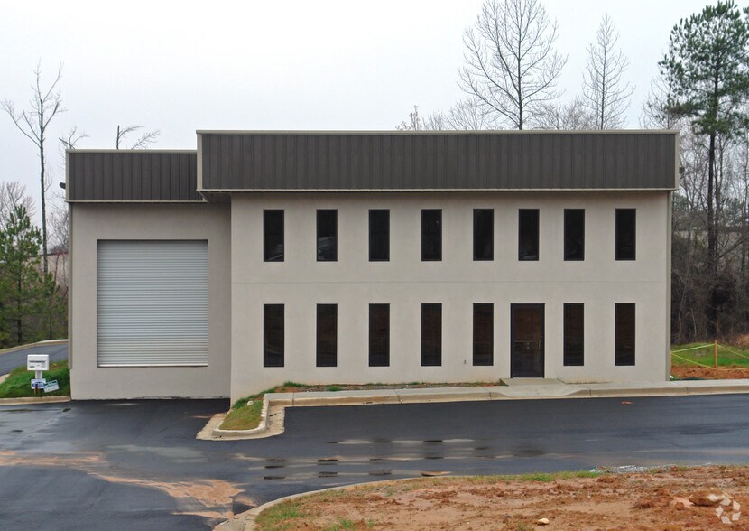 125 Walter Way, Fayetteville, GA à louer - Photo du bâtiment - Image 2 de 3