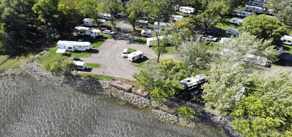 1335 W River St, Monticello, MN for sale - Primary Photo - Image 1 of 19