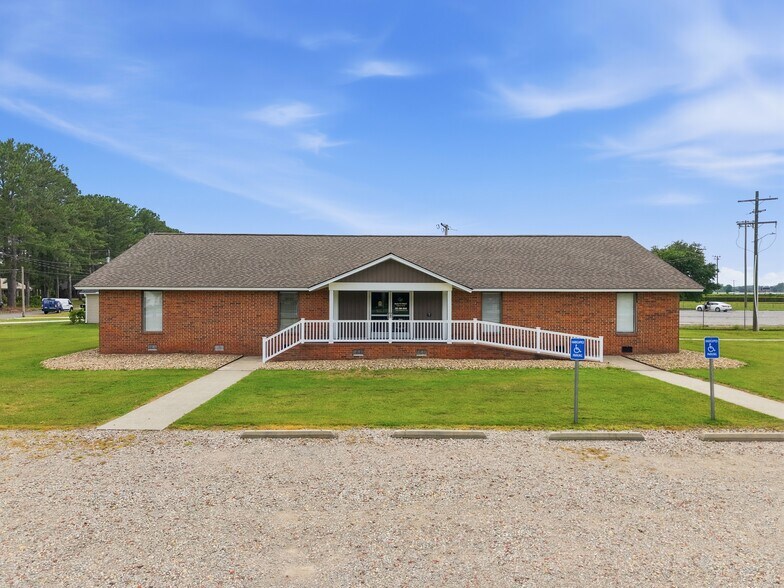 501 N Main St, Robersonville, NC à vendre - Photo du bâtiment - Image 3 de 50