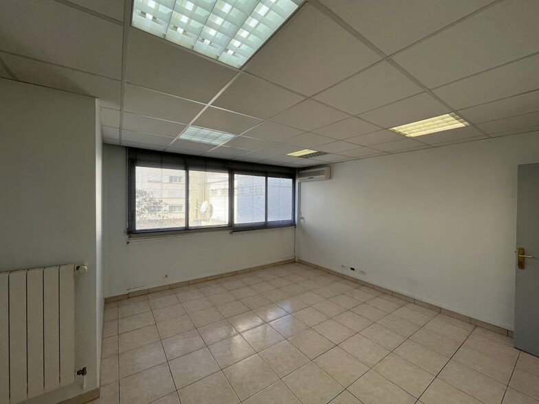 Office in Toulon for sale - Building Photo - Image 1 of 6