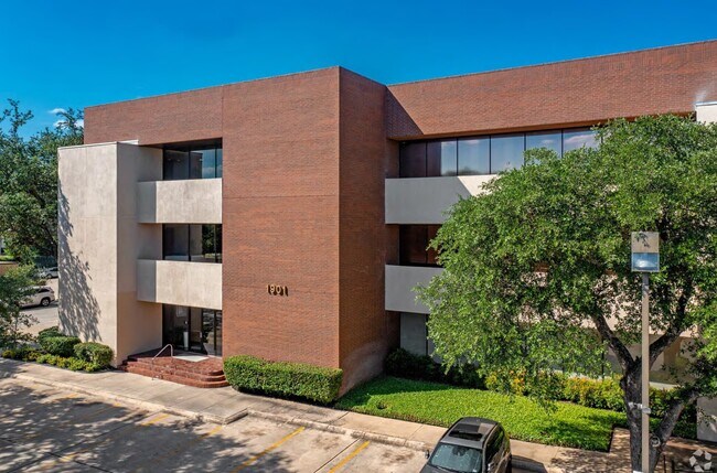 More details for 1901 Babcock Rd, San Antonio, TX - Office for Sale