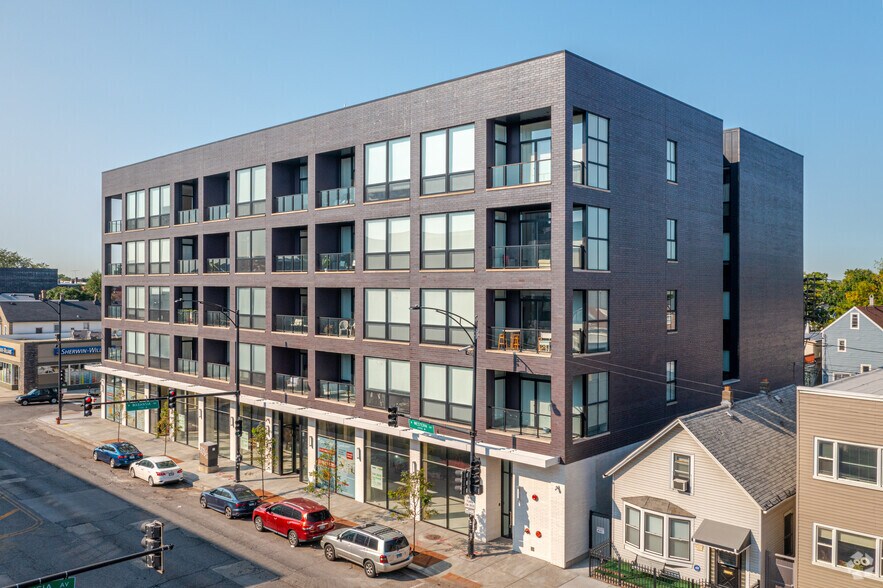 1710 N Western Ave, Chicago, IL à louer - Photo du bâtiment - Image 3 de 14