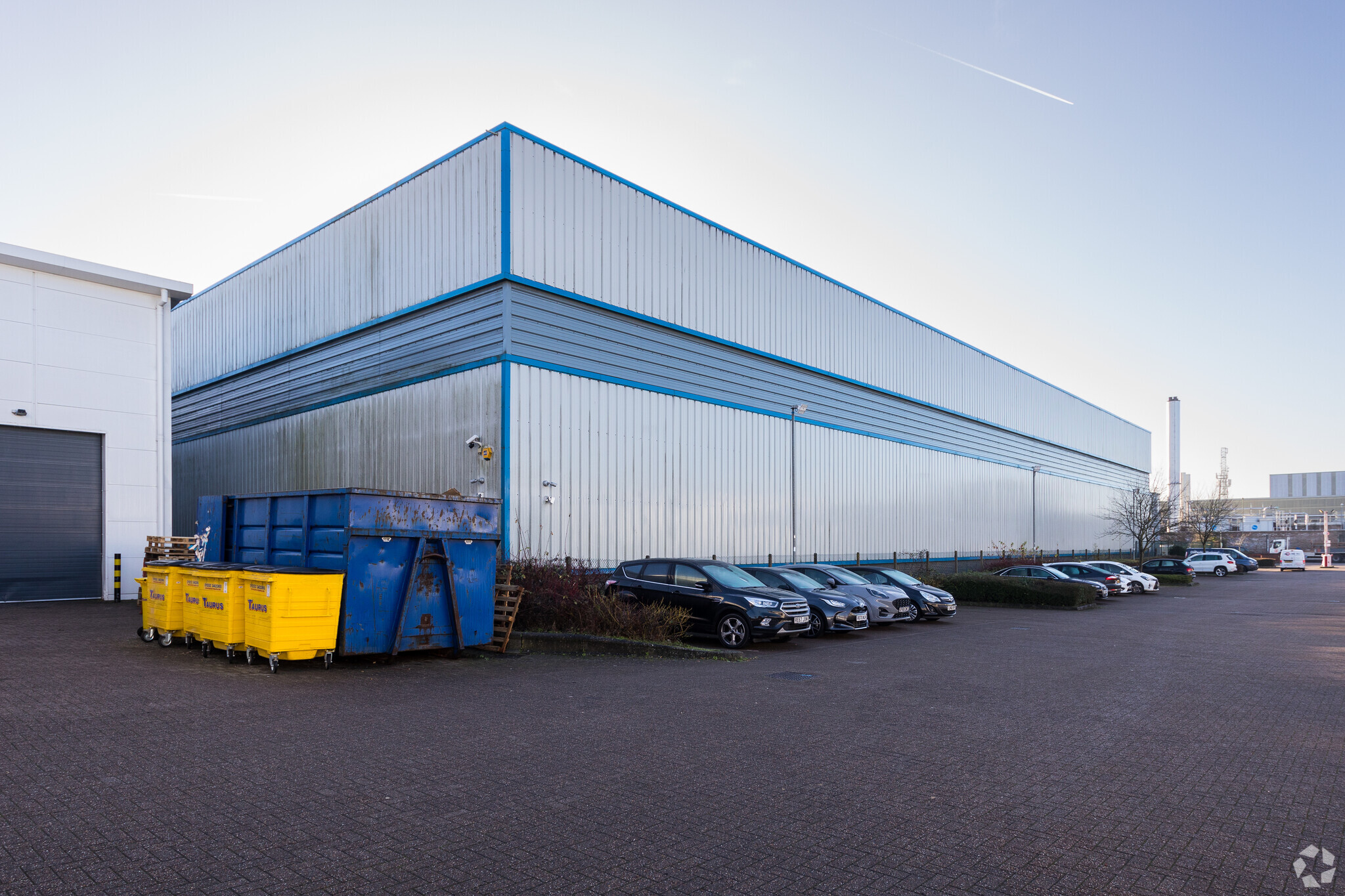 Bilton Rd, Basingstoke for lease Building Photo- Image 1 of 2