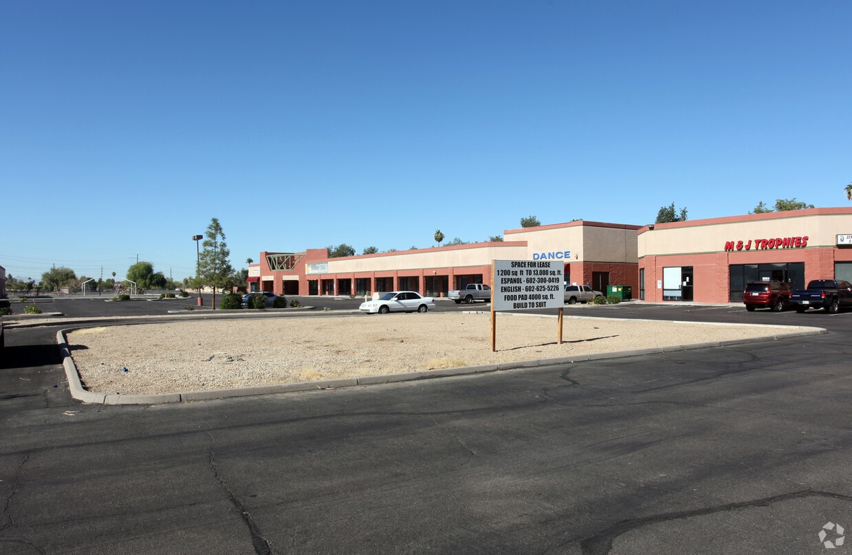 10700 N 43rd Ave, Glendale, AZ for lease Primary Photo- Image 1 of 2
