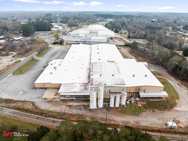 1330 Atlanta Hwy, Madison, GA for sale - Building Photo - Image 2 of 30