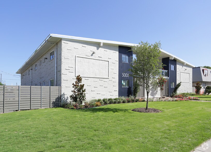 5005 San Jacinto St, Dallas, TX à vendre - Photo principale - Image 2 de 32