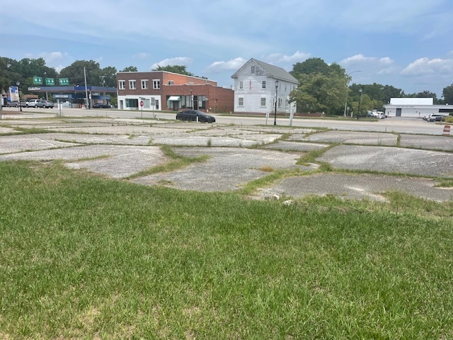 Terrain dans Elizabethtown, NC à vendre - Photo du bâtiment - Image 3 de 7