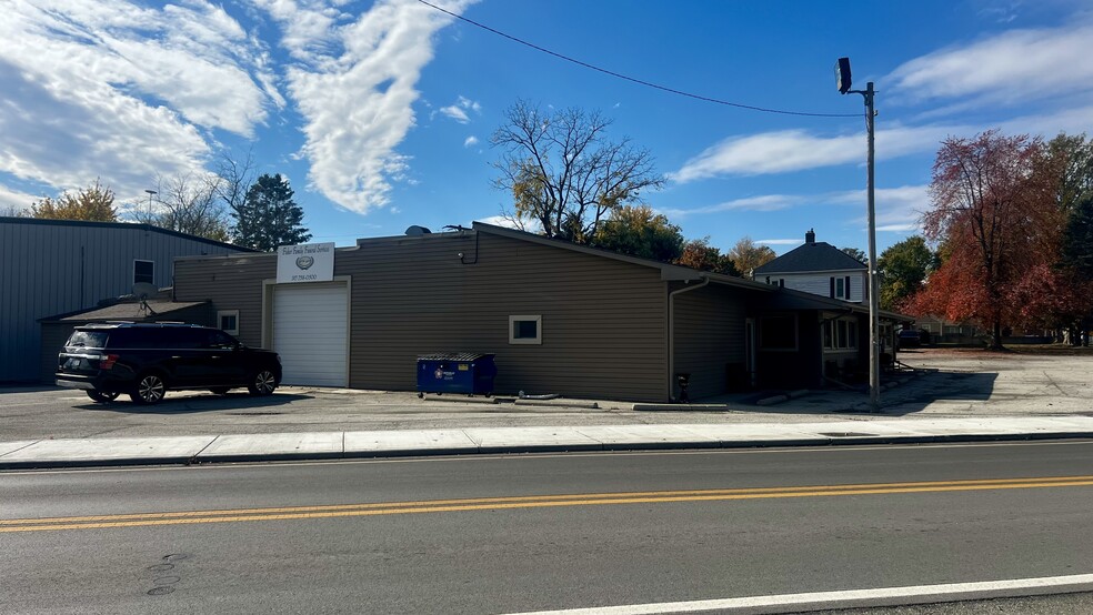 508 E 6th St, Sheridan, IN for sale - Primary Photo - Image 1 of 3