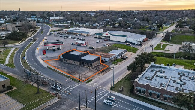 More details for 400 N Austin Pky, Brenham, TX - Retail for Sale
