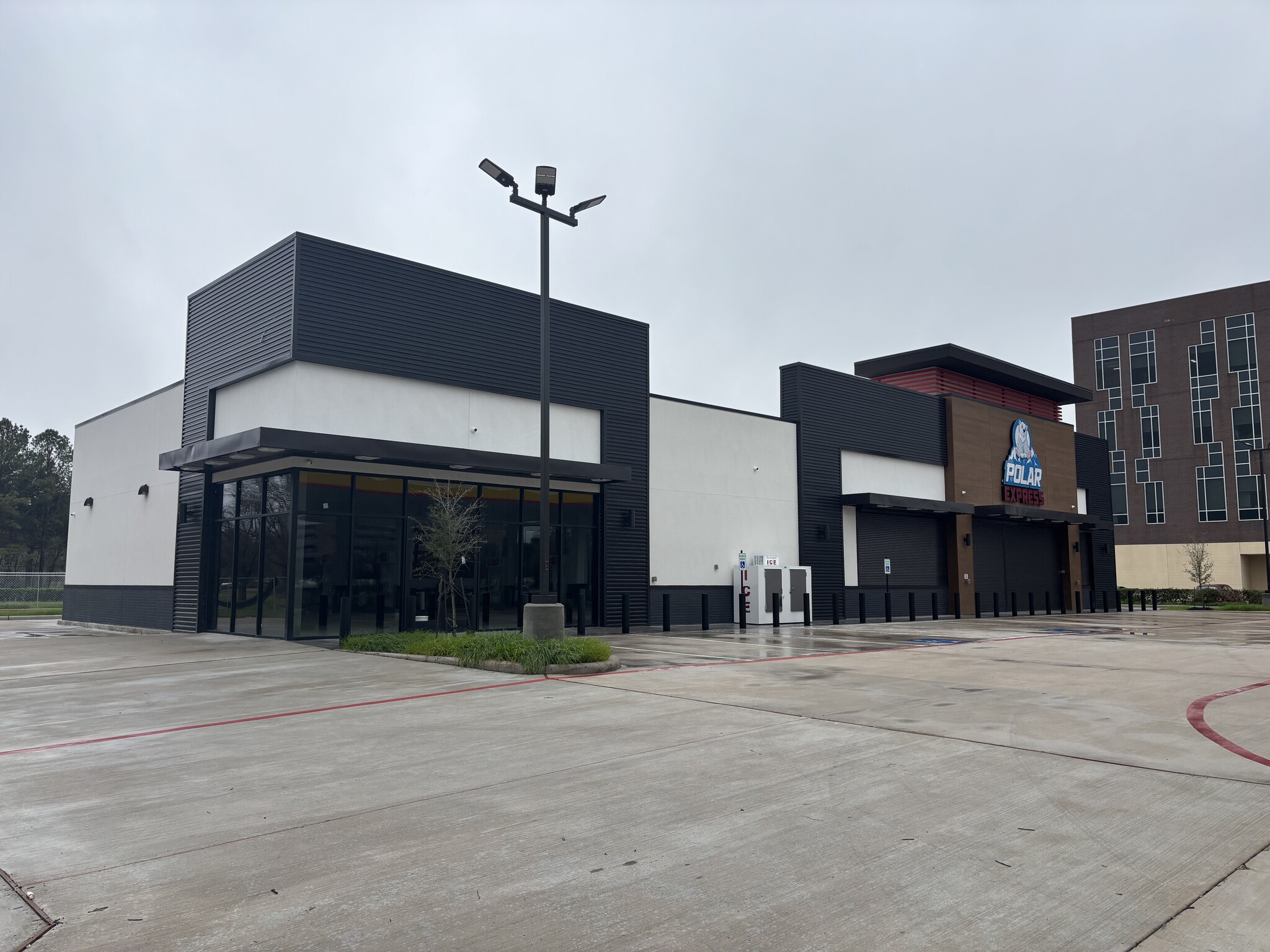 18247 Katy fwy, Houston, TX for lease Primary Photo- Image 1 of 12