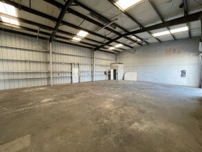 6230 Stone Rd, Port Richey, FL for lease Interior Photo- Image 2 of 5
