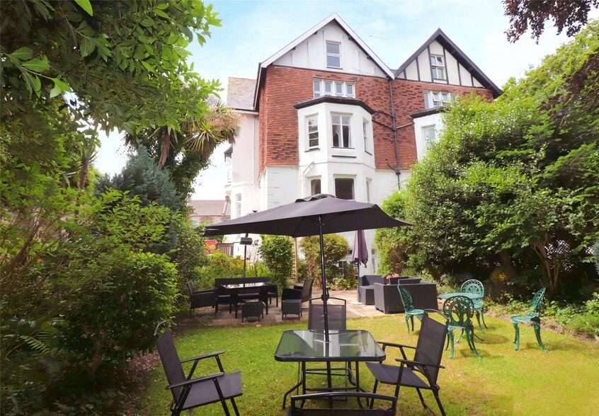 3 Belmont Rd, Ilfracombe for sale - Building Photo - Image 2 of 15