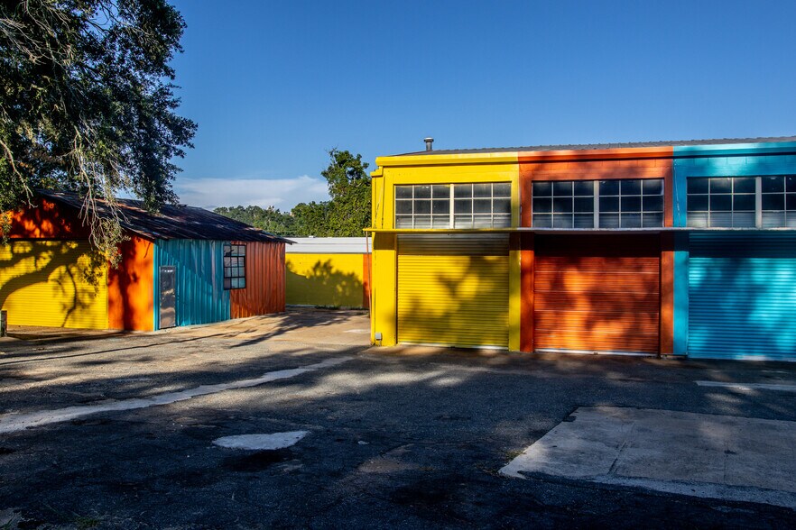225 E Pershing St, Tallahassee, FL à vendre - Photo du bâtiment - Image 3 de 4