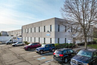 Plus de détails pour 81 Walsh Dr, Parsippany, NJ - Industriel à louer