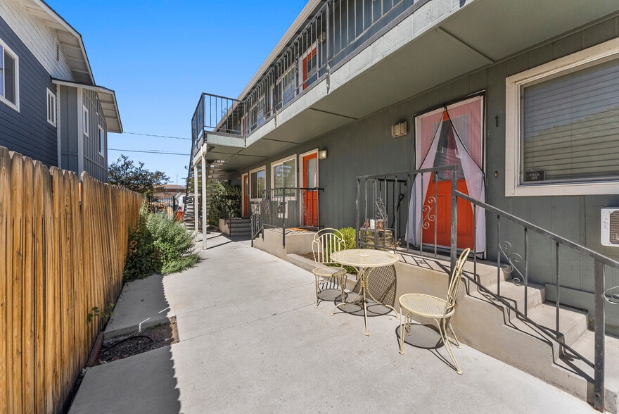 521 Sinclair, Reno, NV for sale - Building Photo - Image 3 of 19